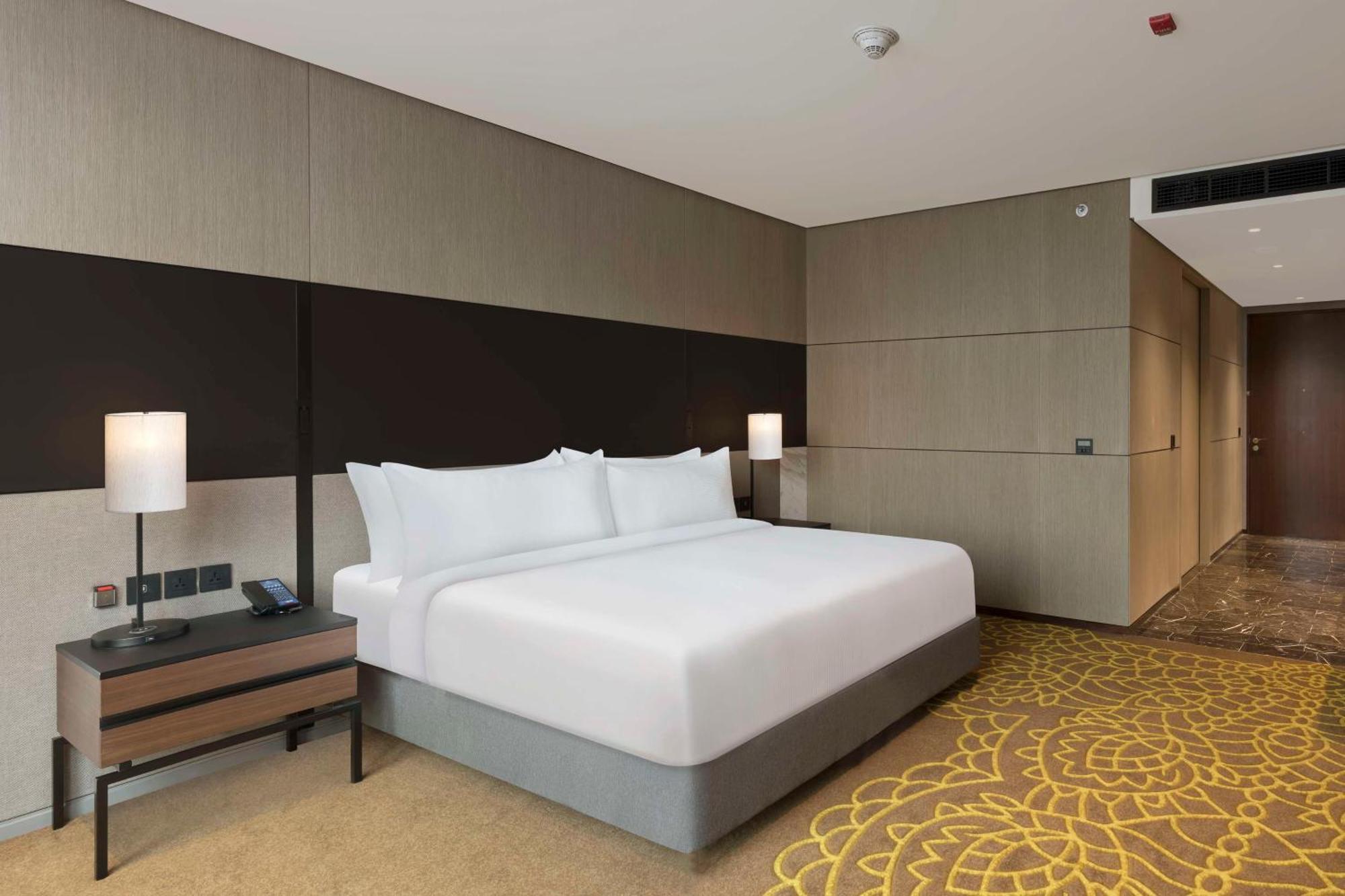 Hilton Bengaluru Embassy Manyata Business Park 호텔 외부 사진