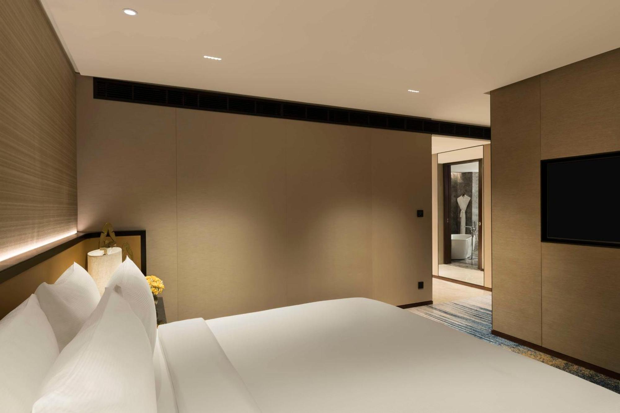 Hilton Bengaluru Embassy Manyata Business Park 호텔 외부 사진