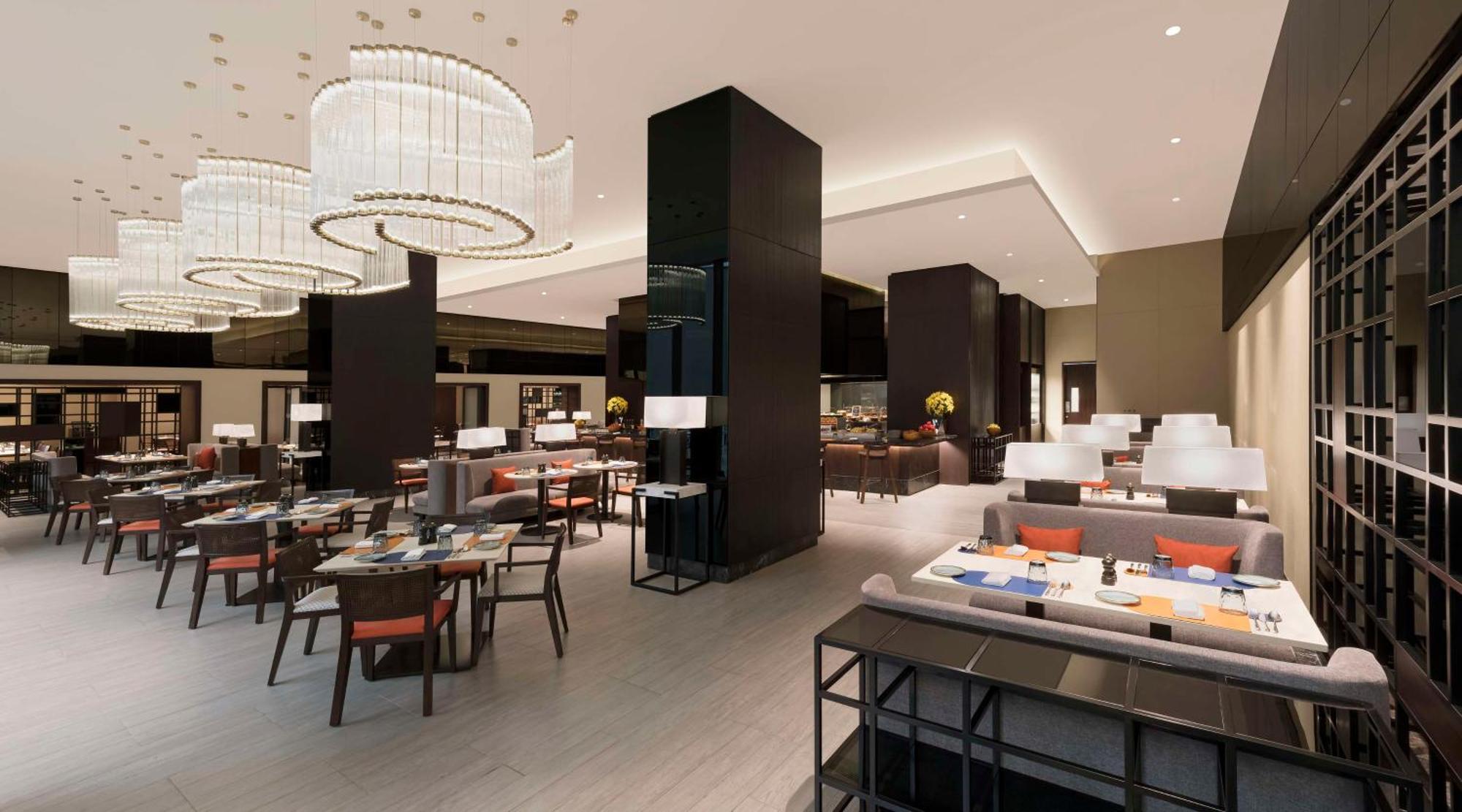 Hilton Bengaluru Embassy Manyata Business Park 호텔 외부 사진