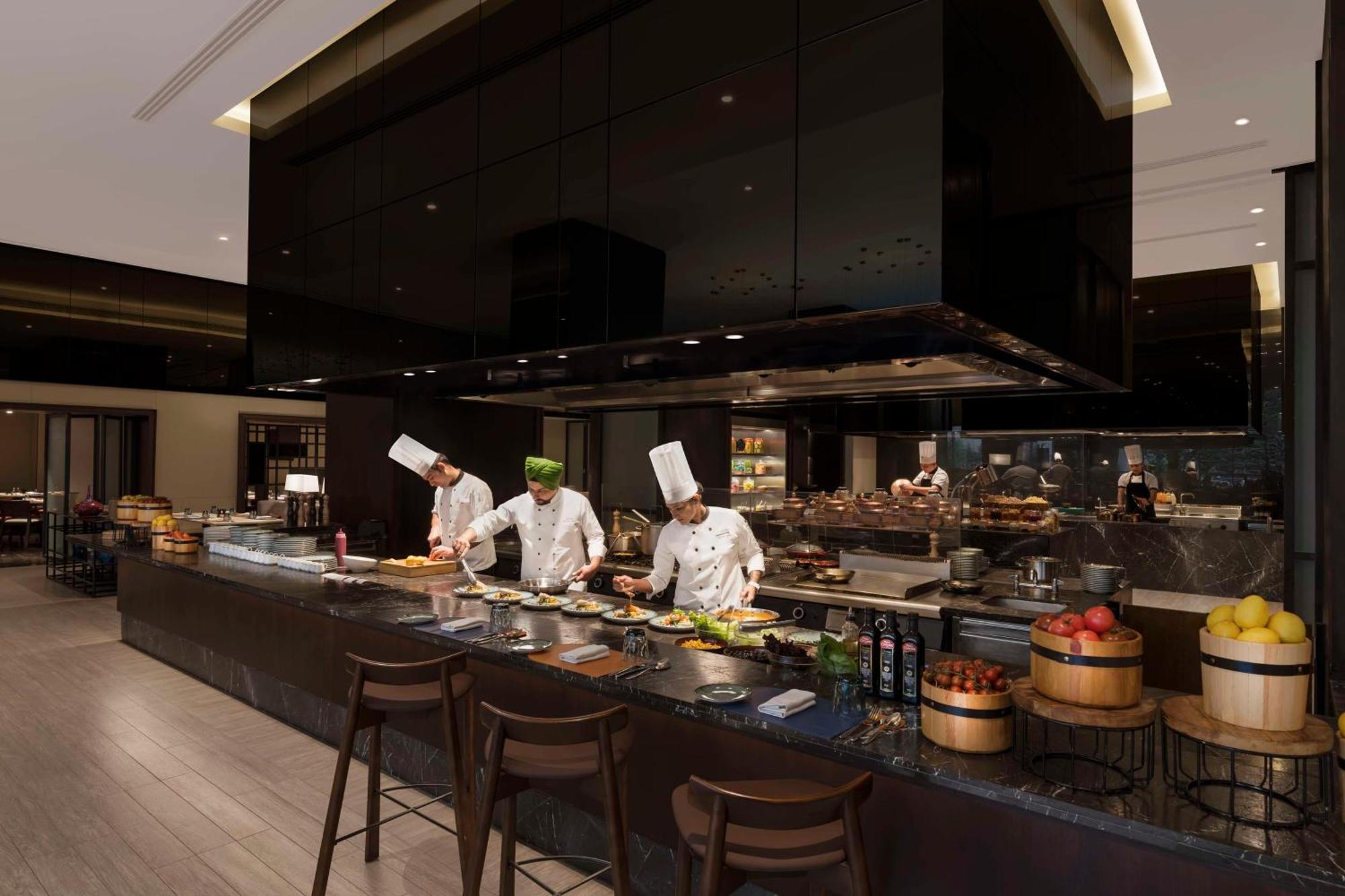 Hilton Bengaluru Embassy Manyata Business Park 호텔 외부 사진