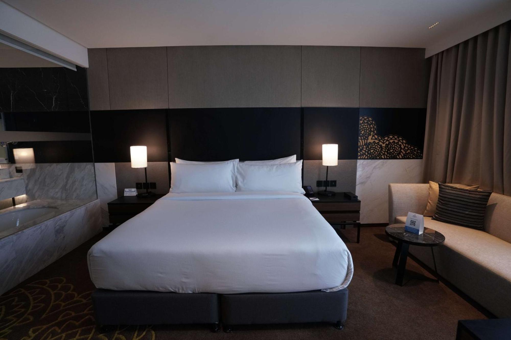 Hilton Bengaluru Embassy Manyata Business Park 호텔 외부 사진