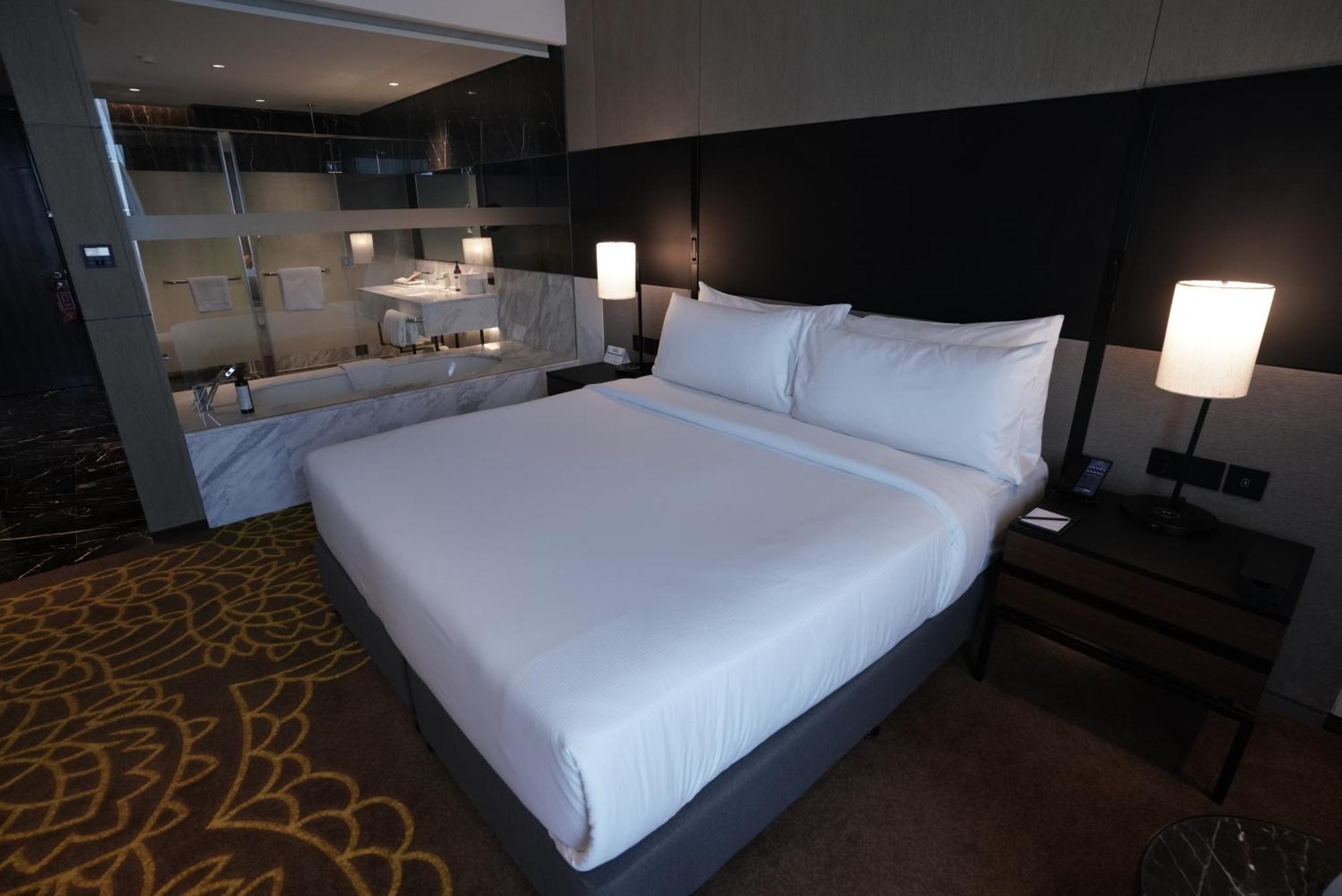 Hilton Bengaluru Embassy Manyata Business Park 호텔 외부 사진